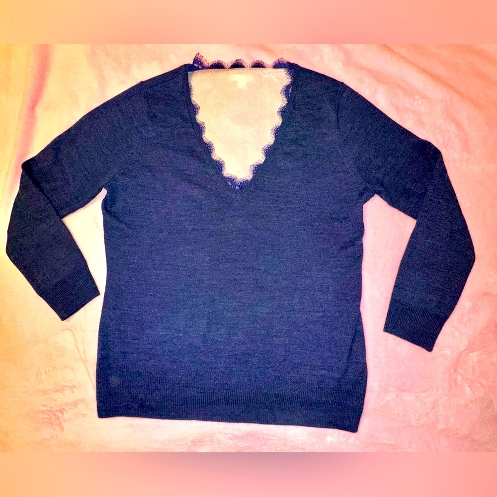 Elegant Navy V-Neck Sweater